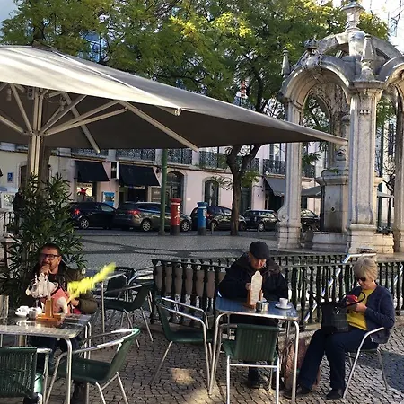 Apartamento Charming In Chiado For 4 In *