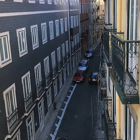 Apartamento Charming In Chiado For 4 In