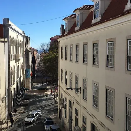 Charming In Chiado For 4 In