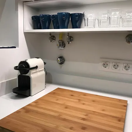 Apartamento Charming In Chiado For 4 In Lisboa