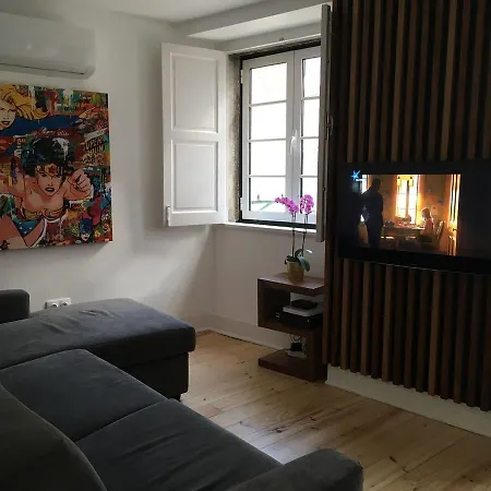 Charming In Chiado For 4 In Apartamento